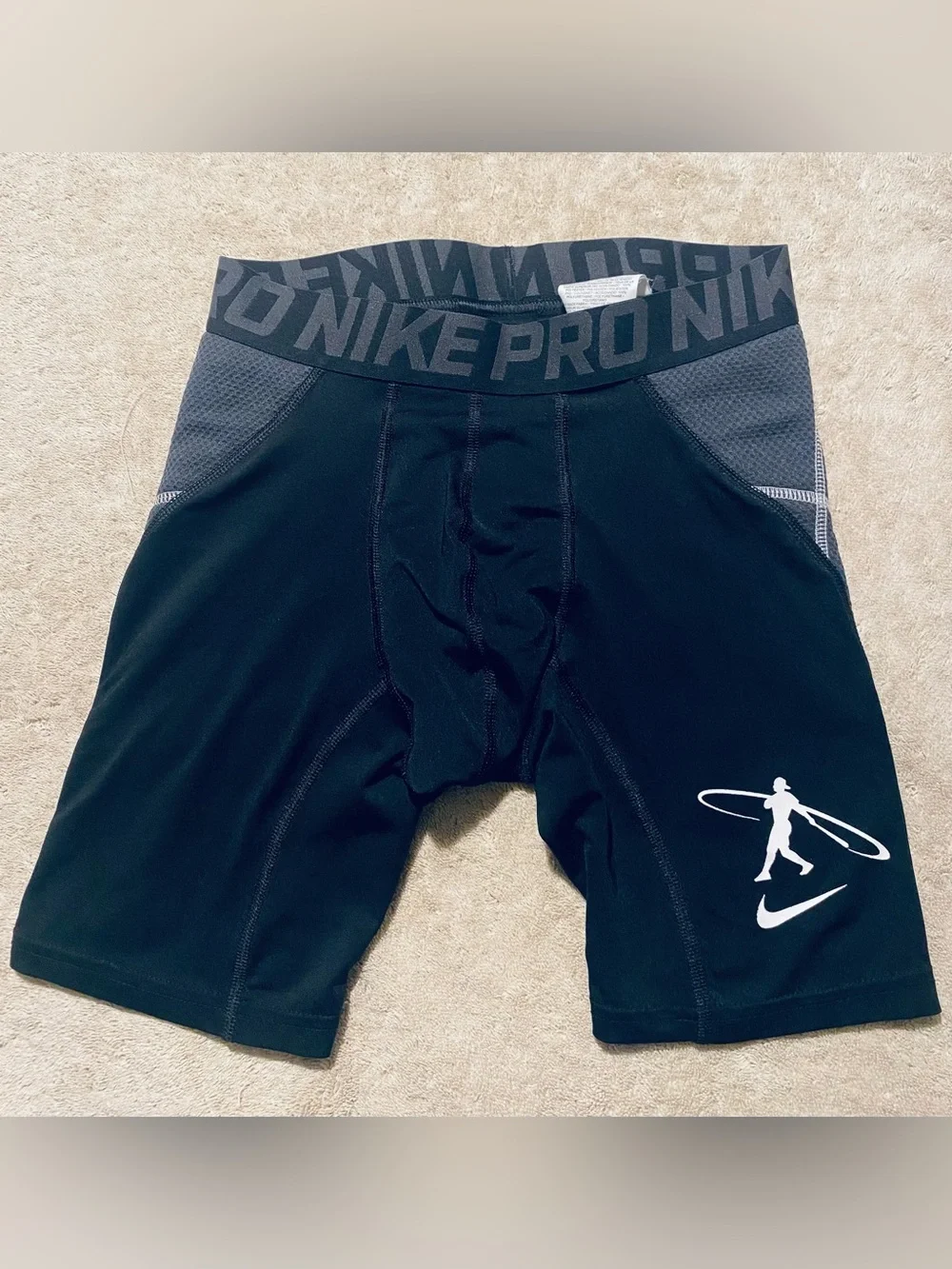 Nike boys youth baseball sliding shorts size youth boys medium